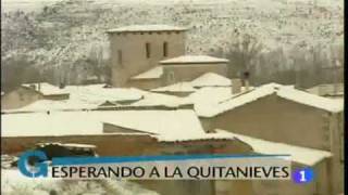 preview picture of video 'Pinillos de Esgueva atrapado por la nieve'