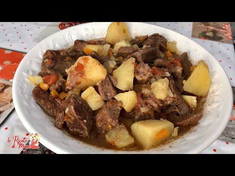 SPEZZATINO CON PATATE IN PENTOLA A PRESSIONE - Tenero, Umido, Gustosissimo, Facile e Veloce 😋