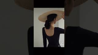 Mẫu đồ bơi vừa giúp bạn trông gọn gàng vừa sang chảnh #doboi1manh #doboitaydai #bikinigirl