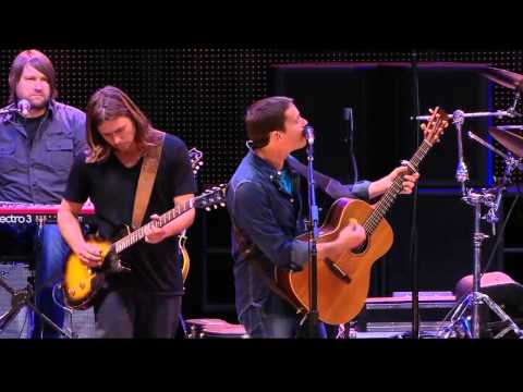 Toad the Wet Sprocket - Walk on the Ocean (Live at Farm Aid 2013)