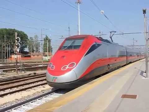 FRECCIAROSSA Leaving Venizia Santa Lucia Station