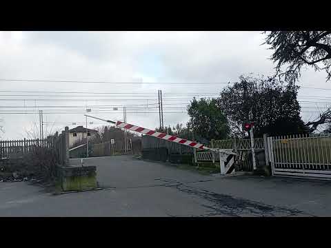 Passaggio a livello di Via Pisani Dossi