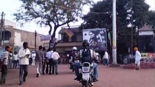 preview picture of video 'Unterwegs auf den Straßen Süd-Indiens 2010'