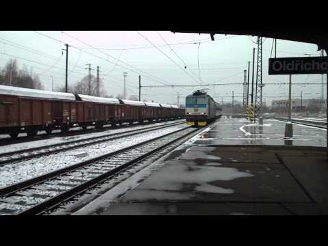 Příjezd vlaku Os 6813 (ČD 163.249) - Oldřichov u Duchcova, 28. 3. 2013