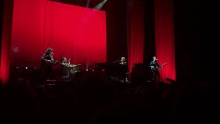 Tom Odell - Go Tell Her Now @ AFAS Live Amsterdam 8/11/2018