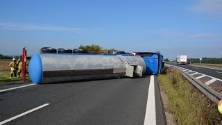 preview picture of video 'Tanklastzug umgekippt – Fahrerin leicht verletzt – A 70 in Richtung Bamberg war  komplett gesperrt'