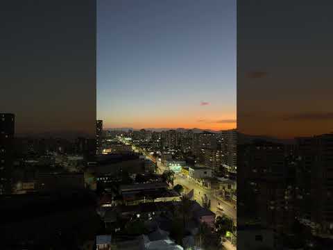 Gran Avenida Jose Miguel Carrera, San Miguel, Santiago de Chile . Atardecer en la Ciudad