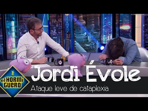 Jordi Évole vuelve a sufrir un leve ataque de cataplexia en directo: "Le está dando" - El Hormiguero