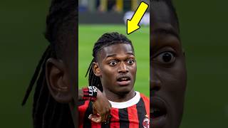 RAFAEL LEÃO vai de ARRASTA desse jeito … #futebol #shorts