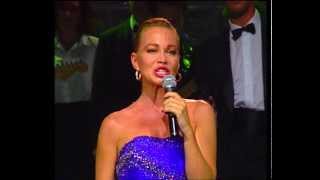 PALOMA SAN BASILIO "HAY UN LARGO CAMINO"