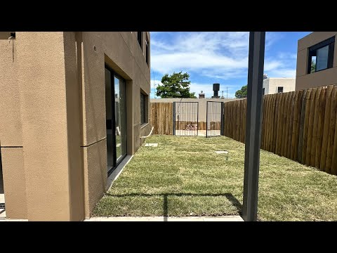 Video de YouTube - Casa en Venta de 3 dormitorios con Jardín y Patio en Carrasco Norte, Montevideo