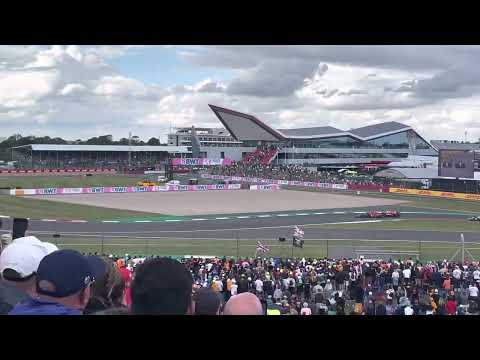 Through goes Hamilton. Silverstone British Grand Prix 2022