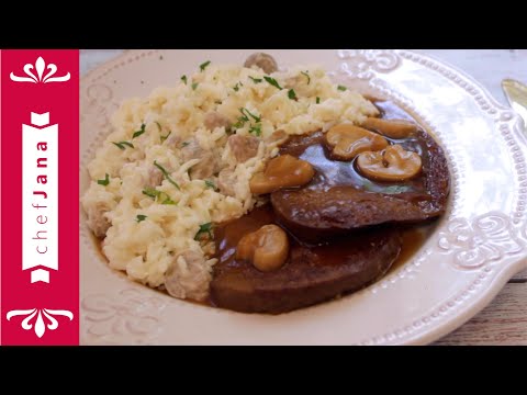 CREAMY AND CHEESY CHAMPIGNON RICE WITH SEITAN STEAK IN BROWN SAUCE