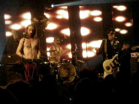 Bonaparte - Killing Time & Who Took The Pill (live at Paléo)