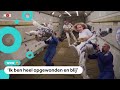 Actrice en cameraman maken ruimtefilm (in de ruimte!)