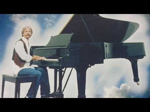 "De Fiesta con Jesús" del Pianista Manuel Ezequiel Bruzual And His Latin Poliphonic Orquesta