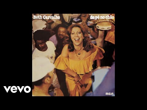 Beth Carvalho - Agoniza Mas Não Morre (Pseudo Video)