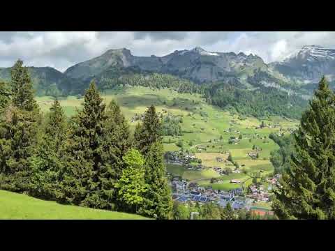 Fahrt mit der Standseilbahn Unterwasser - Iltios in 45 Sekunden