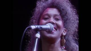 Eric Clapton, Katie Kissoon - Tearing Us Apart [The Definitive 24 Nights Rock]