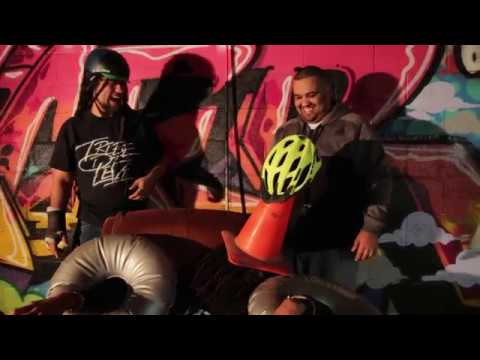 Helmet Rock ft. Mahtie Bush