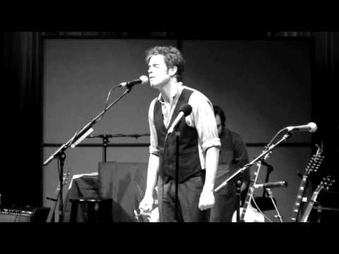 eTown webisode 41 - Josh Ritter performs "The Curse"