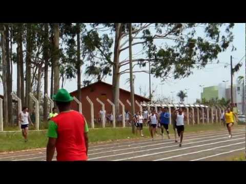 Atletismo ESALQ - 100m rasos final masculino - CaipirUSP 2012