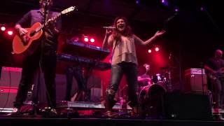 Jo Dee Messina sings &quot;That&#39;s the Way&quot; 9/17/16