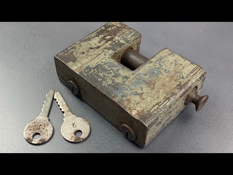 [841]巨大的蘇聯雙保管掛鎖被挑起 ([841] HUGE Soviet Dual Custody Padlock Picked)