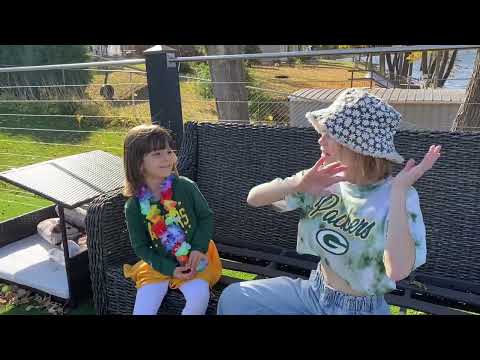 The Princesses and the Thorn Witch