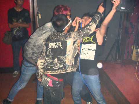 G.O.H (Government Of Hate) - PUNK NOT DEAD