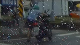 [問卦] 影片中這樣到底有沒有違規啊