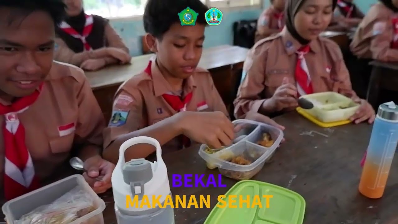 AKSI BERGIZI SMP NEGERI 1 WARU - SIDOARJO