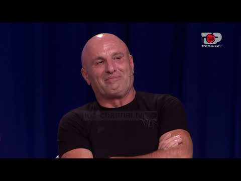 Çimi fton Stelën në shtëpi të njohë familjarët e tij - Përputhen +40, 25 Qershor 2021