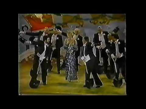 Anne Murray - Everything Old Is New Again