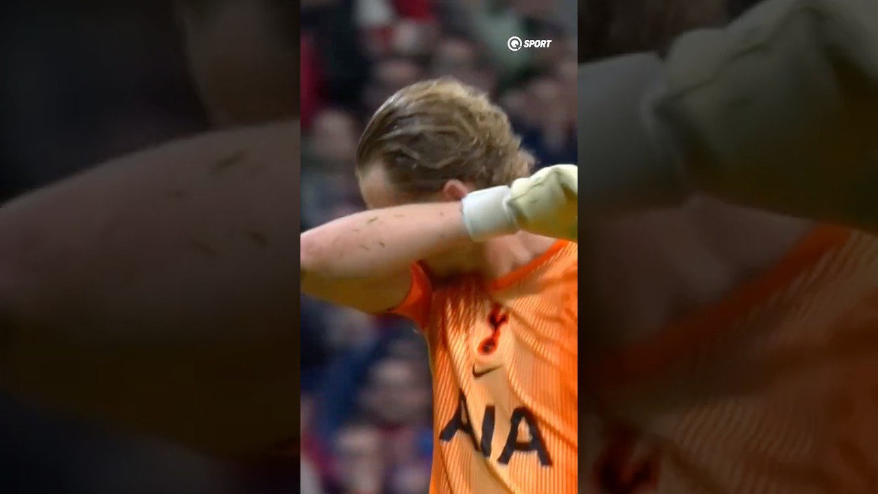 Вратаря заменили из-за 0-3 уже на 17-й минуте #лигачемпионов #драма