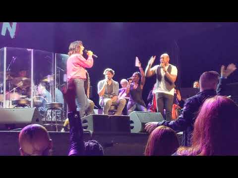 Brooklyn: The Musical (15th Anniversary) - Streetsinger