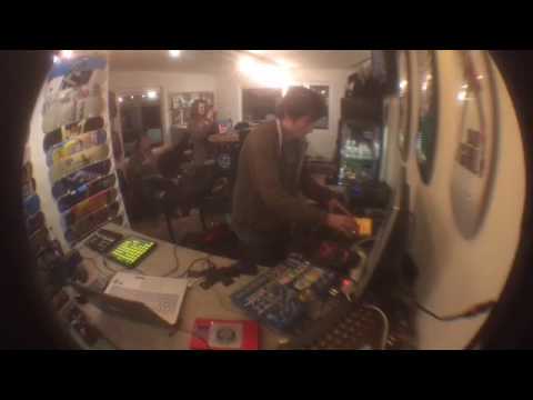 Unit Radio n° 16 - Wanorde vs Eddy Geheim - live set du 10/03/2017