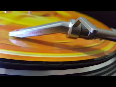 download lagu mp3 mp4 Hifi En, download lagu Hifi En gratis, unduh video klip Hifi En
