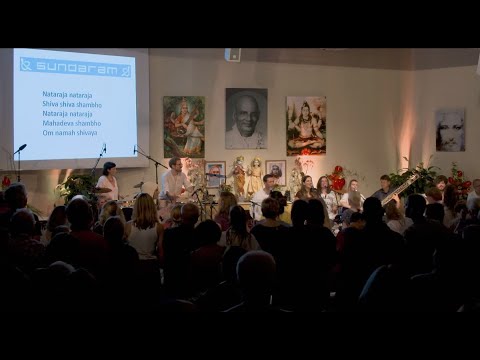 Sundaram auf dem Yoga Vidya Musikfestival - Nataraja