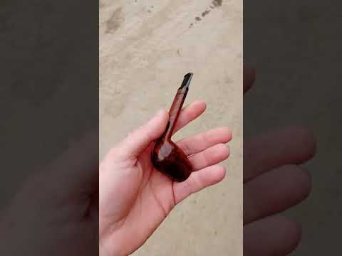 Canadian pipe crafted by Denis Pevcov