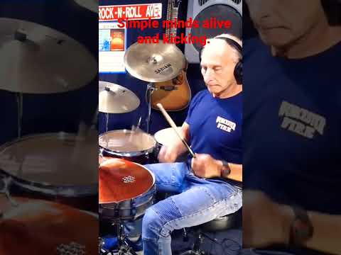 Thumbnail for Simple minds - alive and kicking. by Simple Minds, Y&T