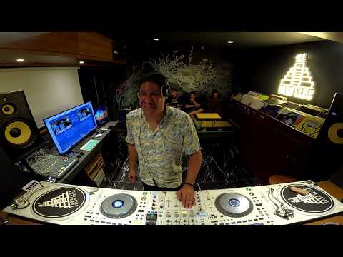 Julian Millan @ Downtown Tulum Radio (The Guest Mix)