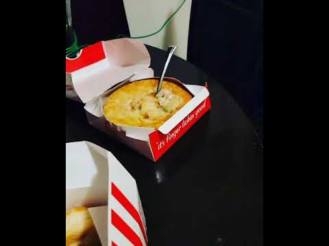 The KFC Chicken pot pie is 🔥🔥🔥🔥 AF!!!