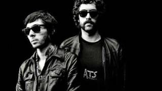 Justice vs. Simian - We Are Your Friends (Debonair Samir remix) [HOUSE]