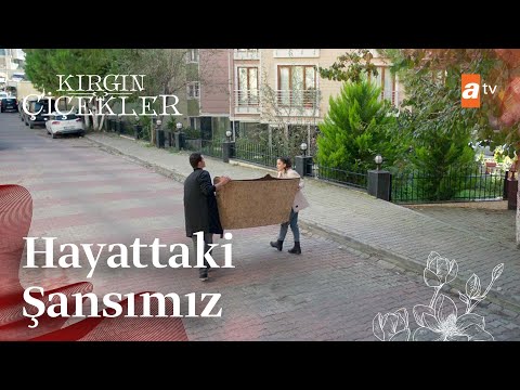 ''Millet sevgilisiyle sinemaya gider biz çöpten koltuk toplarız!'' | Kırgın Çiçekler Mix Sahneler