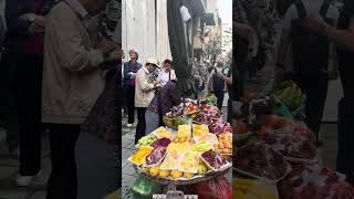 Western tourists experience Hanoi's Old Quarter, Vietnam | D…