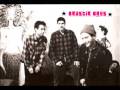 Beastie Boys-Grove Holmes