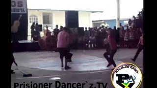 preview picture of video 'presentacion oficial de la coreografia Prisioner Dancer`z crew en el Instituto Urraca 2012'