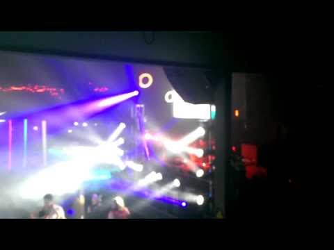 Deadmau5 - Raise Your Weapon (The Midknight Thieves Live)