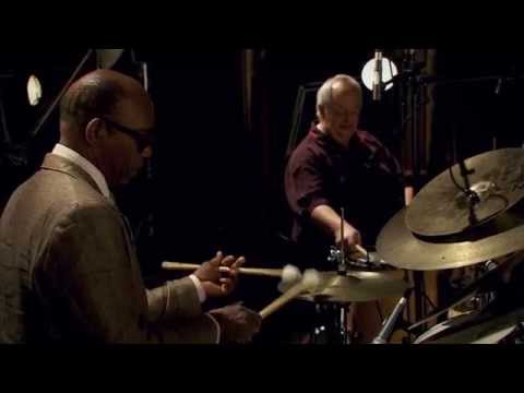 Santi Duo (Sangoma Everett et TiBoum Guignon) -